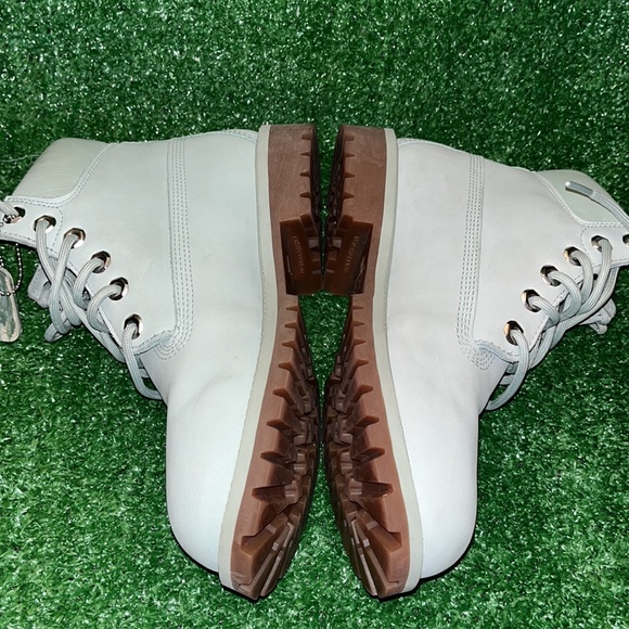 Rare Timberland Women's Mint Green Premium Boots - Picture 8 of 8